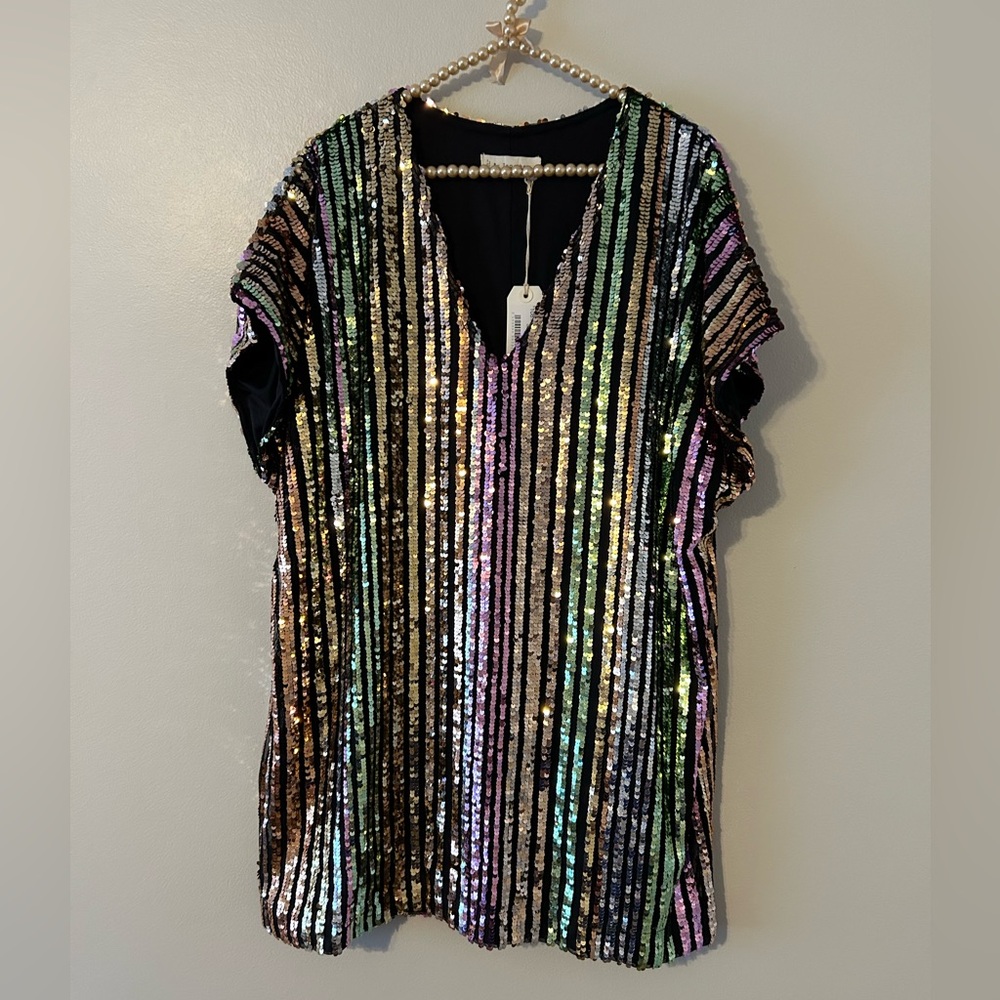 Sequin V-neck Mini dress. Size L NWT